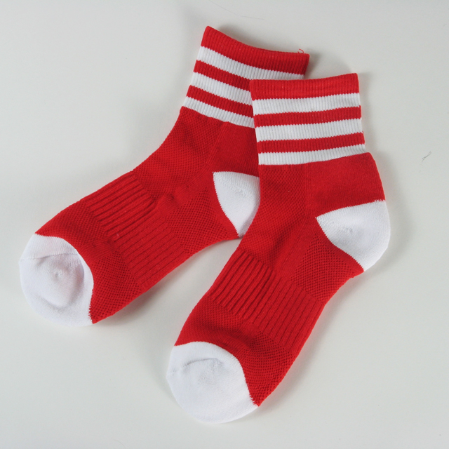Cotton striped sport ankle socks