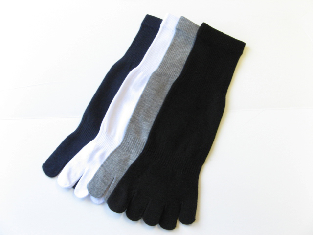 Quarter toe socks