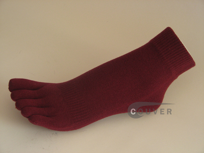 Wine/Maroon/Burgundy/Cardinal 5finger Ankle Toe Socks Wholesale, 6PRs