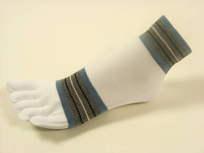 White ankle toe socks striped w steel blue gray