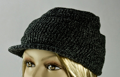 Black Visor Thick Winter Knit Cap With Cuff [1piece]