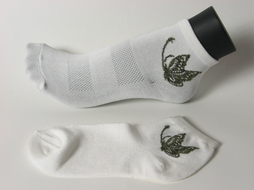 Black yellow heather butterfly on white youth ankle socks 3pairs