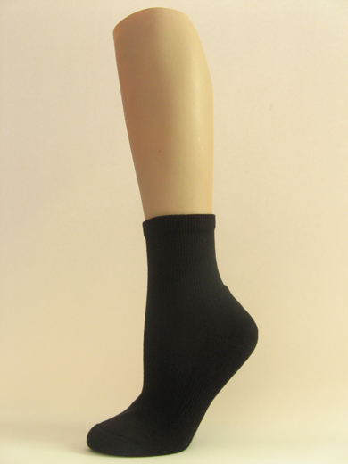Black youth kids basketball quarter socks cushion on sole