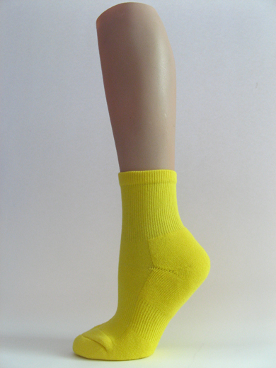 Bright yellow youth kid basketball quarter socks cushion on sole