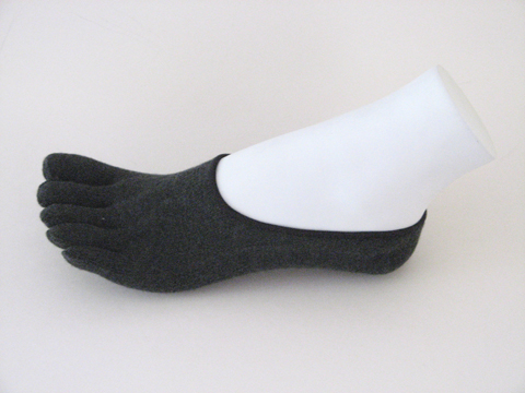 Charcoal super low cut toe socks