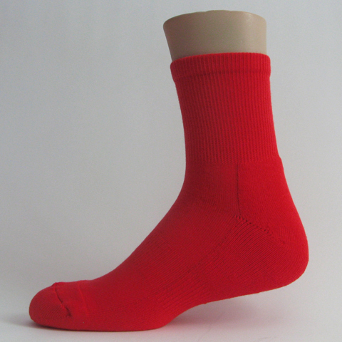 Red basketball quarter socks terry cushion on sole