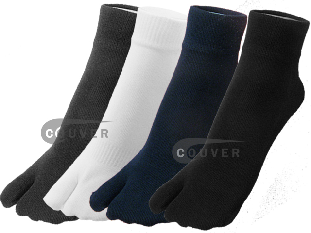 COVUER Split Toed Ankle Socks