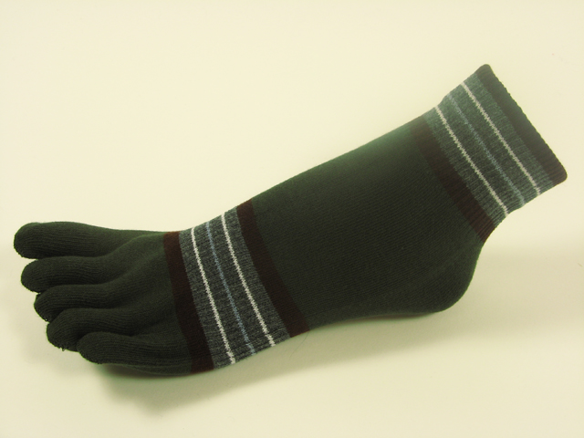Ankle toe socks striped from socks manufacturer wholesaler Couver