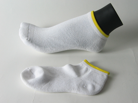 Yellow on white low cut youth sports socks