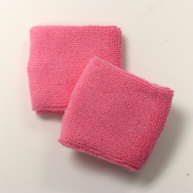 2 Pairs Athletic Crew Socks 4 Pcs Wrist Sweatbands Breast Cancer Awareness Pink Ribbon Hope Socks /& Wristbands Set